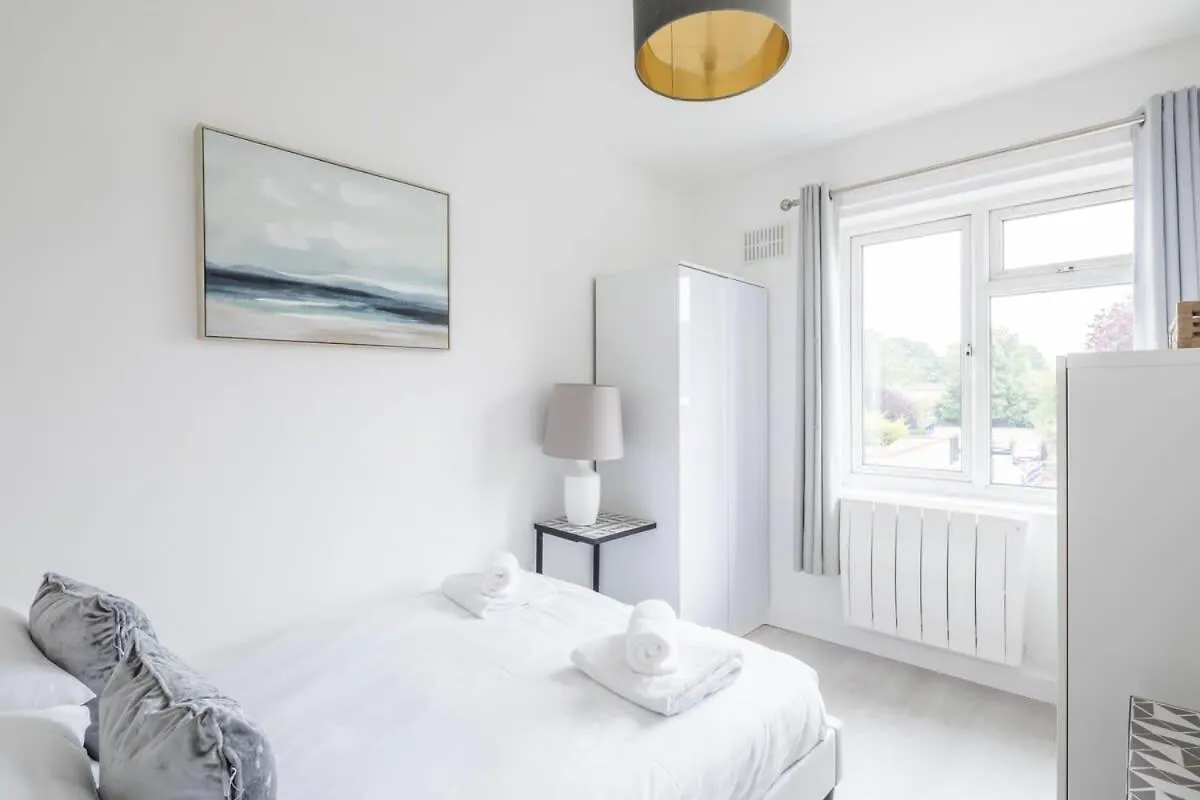 Lovely 2 Bedroom Apartment - Ideal Location Cambridge